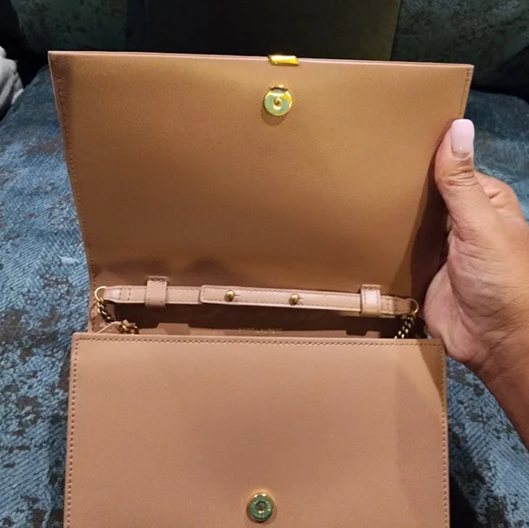 YSL Wallet on Chain - Picture 9 of 12